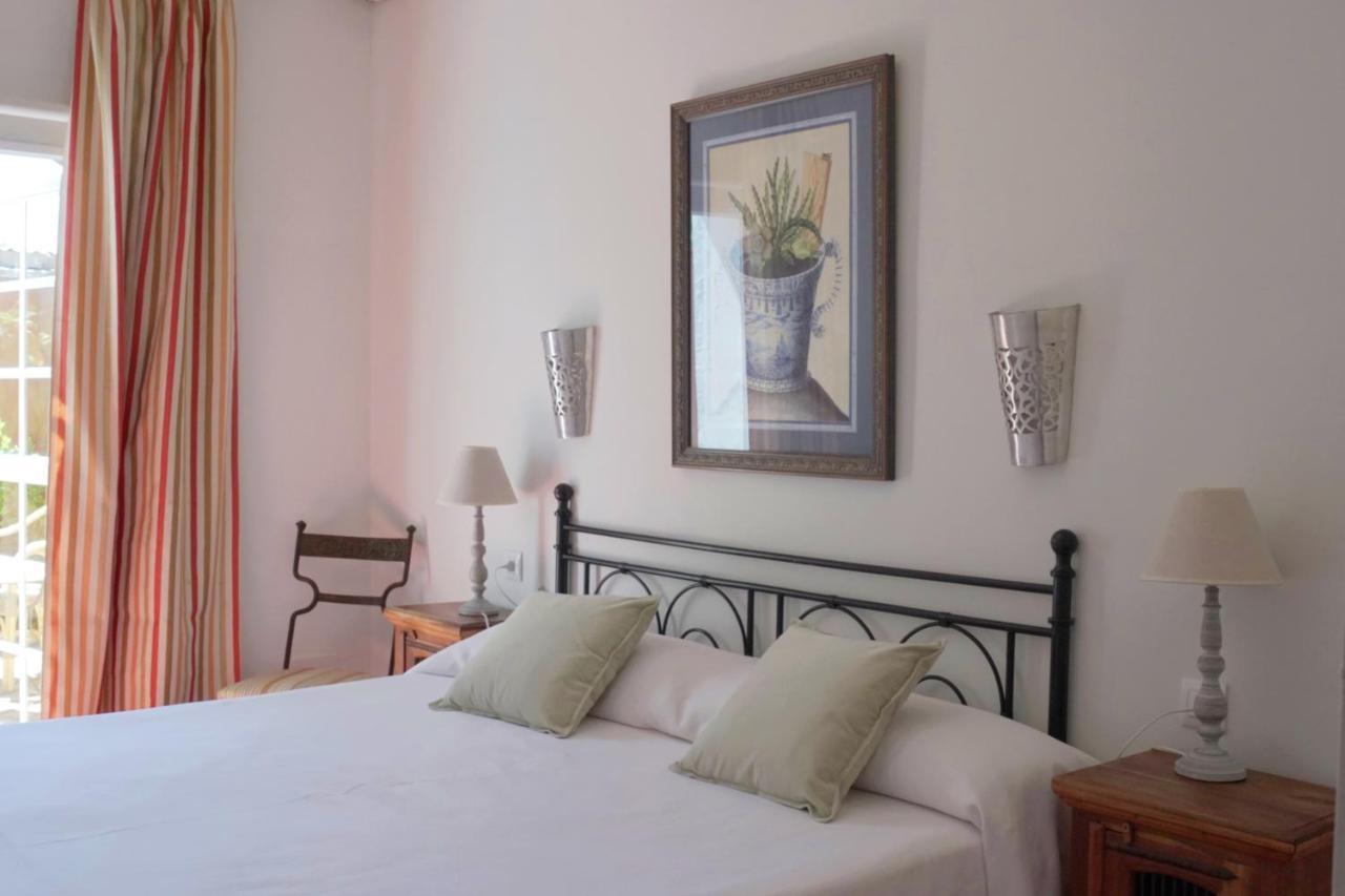Hotel Madreselva - Grupo Califa Los Canos De Meca Dış mekan fotoğraf
