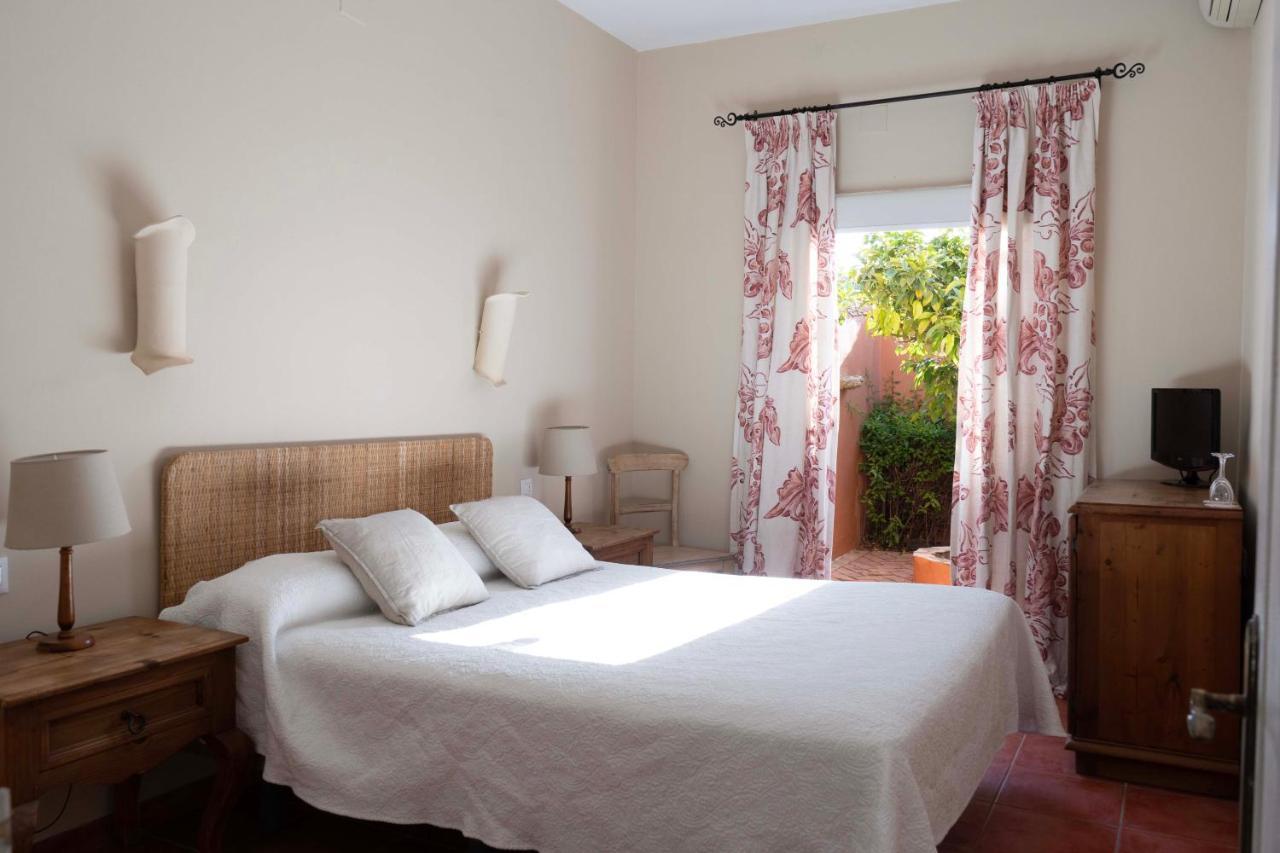 Hotel Madreselva - Grupo Califa Los Canos De Meca Dış mekan fotoğraf