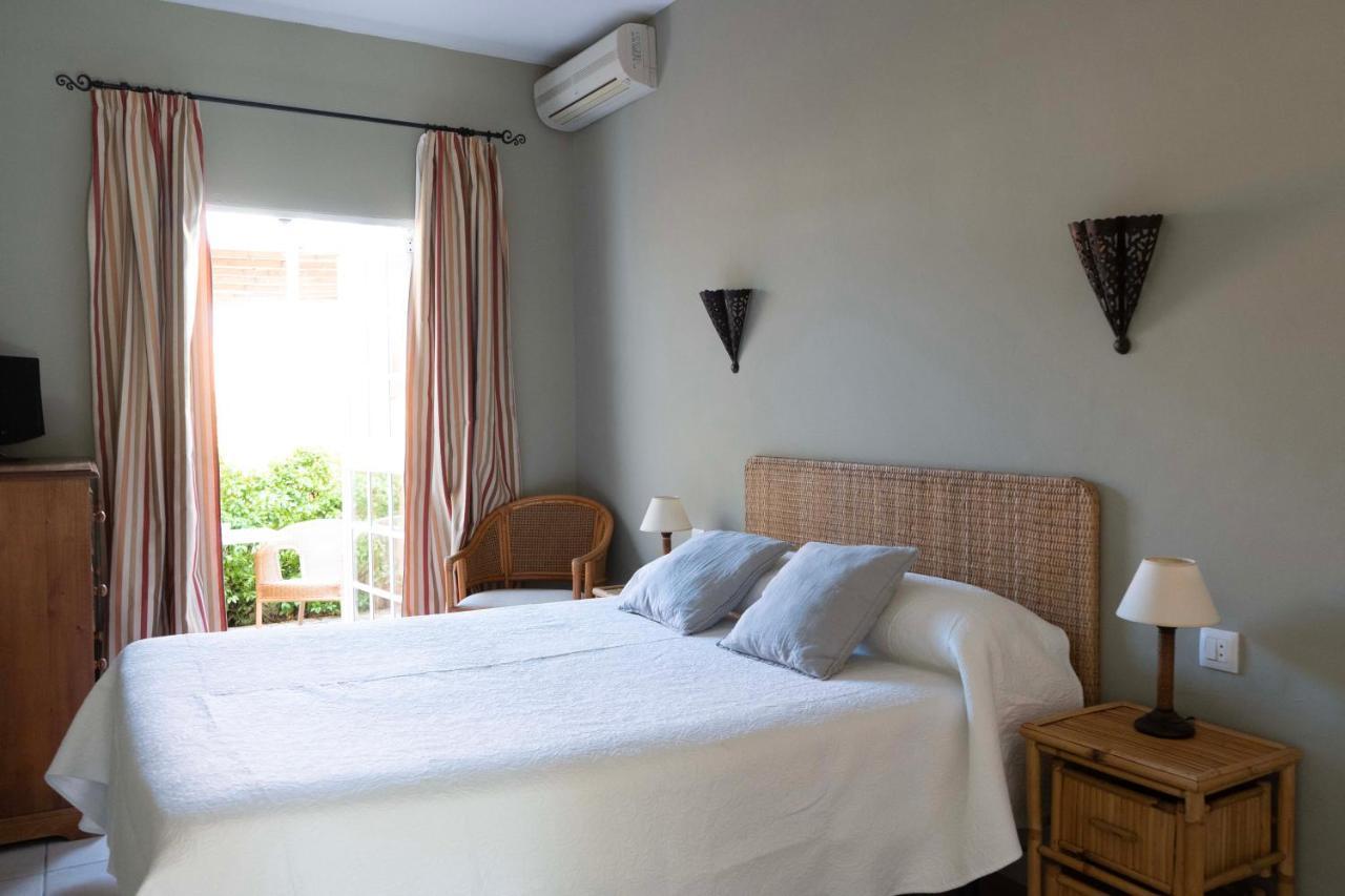 Hotel Madreselva - Grupo Califa Los Canos De Meca Dış mekan fotoğraf